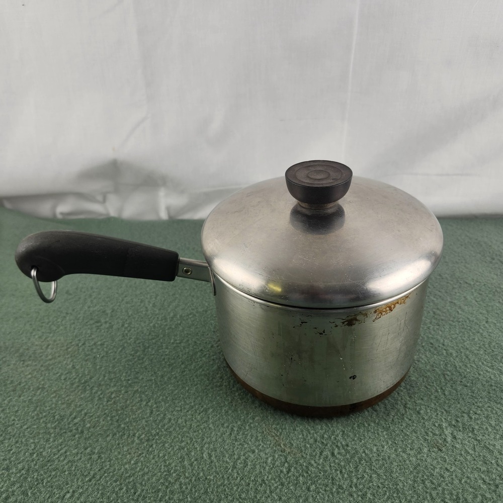 VTG REVERE WARE 2 QT Saucepan Copper Bottom w/Lid Rome NY, USA -81